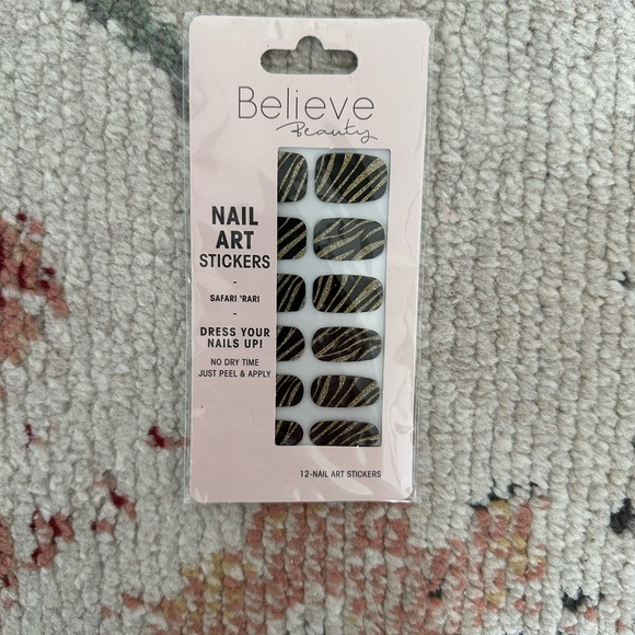 Believe Beauty Women’s Nail Decal Set Peel & Apply 12 Pack Nail Stickers new - Picture 3 of 6